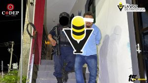 Detienen a sujeto tras alterar el orden público en pleno centro de Tantoyuca