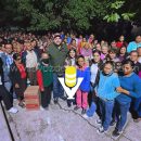 Entrega Alcalde Roberto San Román apoyos a familias en la Colonia El Wash