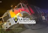 Camión a punto estuvo de volcar en carretera federal