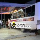 Microbús choca contra negocio de tacos en Ciudad Madero